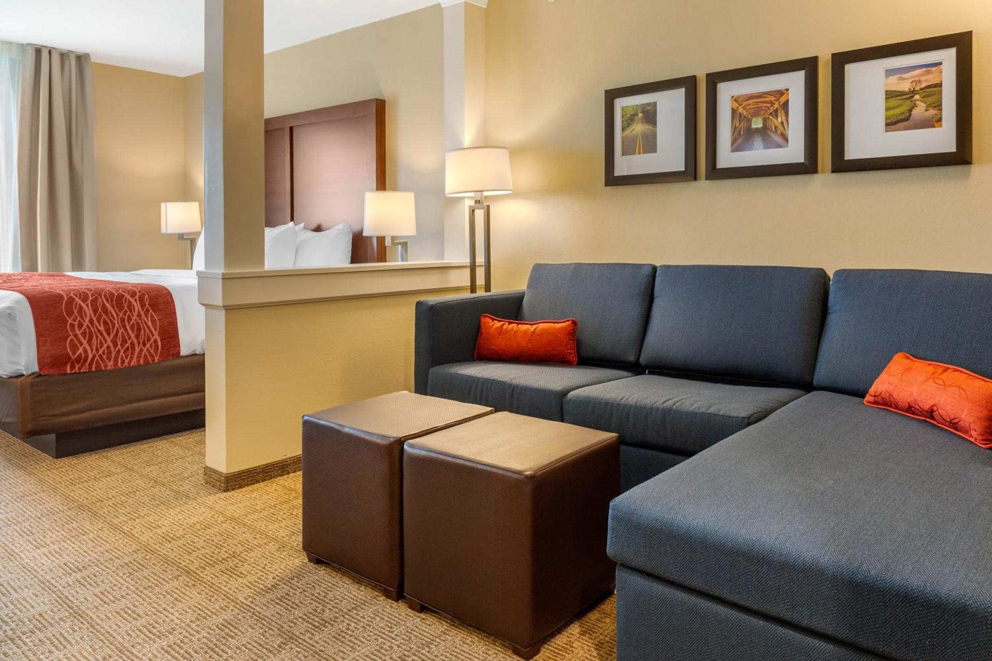 Comfort Inn & Suites Gap Amish Country Bagian luar foto